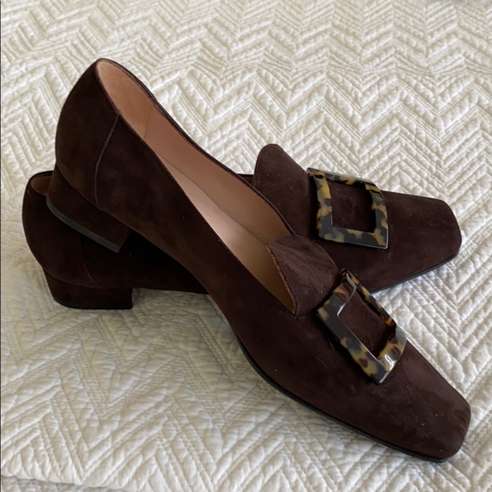 L’idea by Lori, brown suede loafers